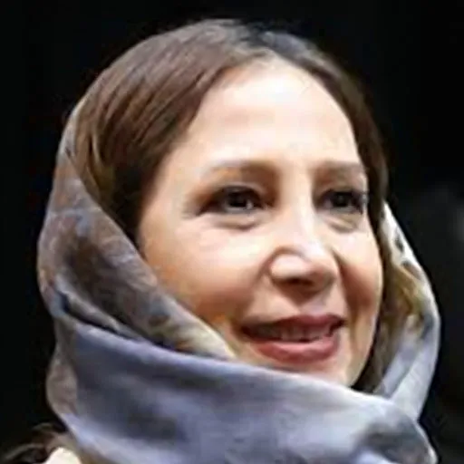 نرگس فولادوند