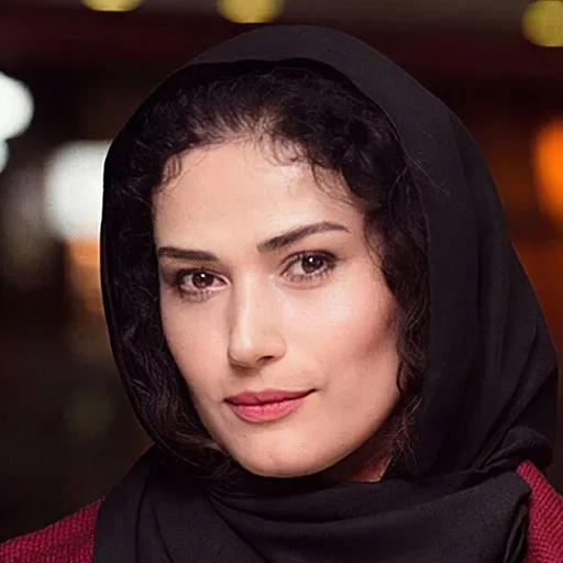 لادن مستوفی